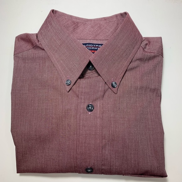 Button down - Picture 7 of 7